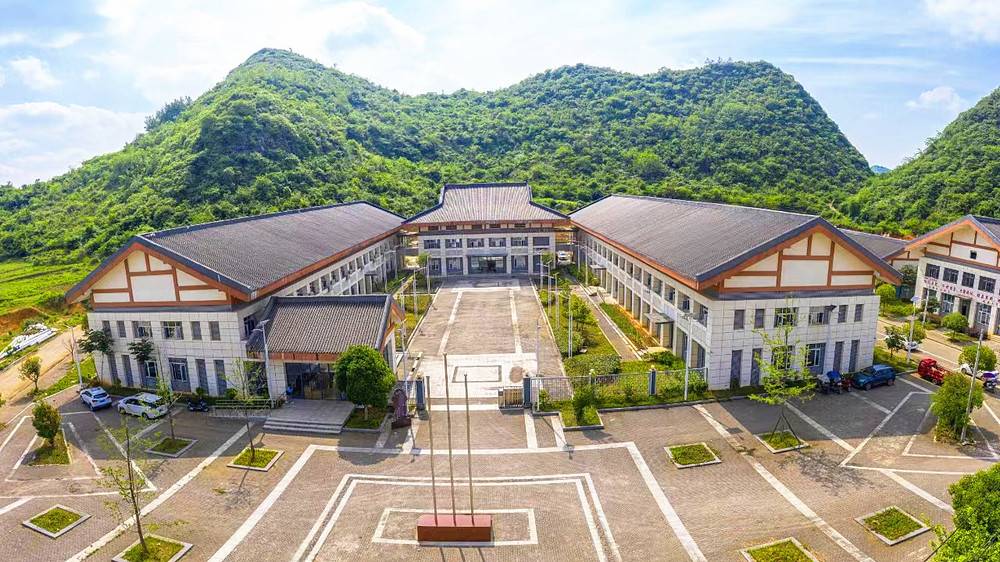 贵州安顺乡导3892号康养中心