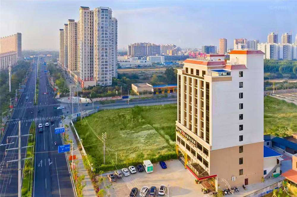 海南东方乡导8660号酒店